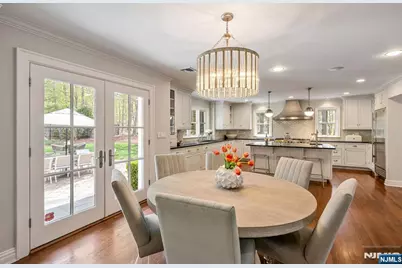 8 Mill Glen Court, Upper Saddle River, NJ 07458 - Photo 14