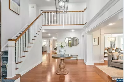 8 Mill Glen Court, Upper Saddle River, NJ 07458 - Photo 4