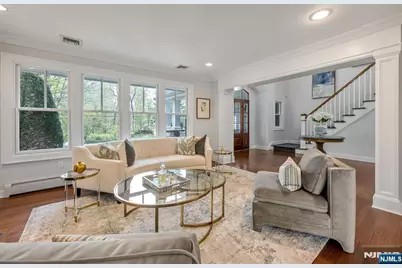 8 Mill Glen Court, Upper Saddle River, NJ 07458 - Photo 8