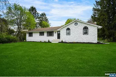 29 Ironia Road, Chester Township, NJ 07836 - Photo 2