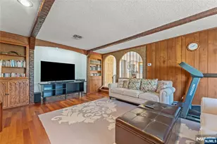 72 Pilgrim Dr, Clifton, NJ 07013 - Photo 14