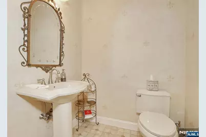 108 Demarest Lane, Montvale, NJ 07645 - Photo 8