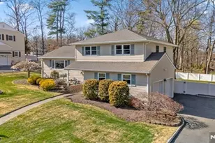 15 Stuckler Ln, Wayne, NJ 07470 - Photo 4
