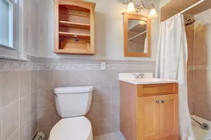 102 Gall Ct, Elmwood Park, NJ 07407 - Photo 12