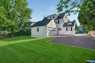 85 Whitney Rd, Millburn, NJ 07078 - Photo 32