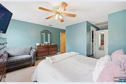158 Johnson Avenue, Dumont, NJ 07628 - Photo 16