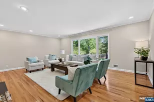 36 Thackeray Dr, Millburn, NJ 07078 - Photo 4