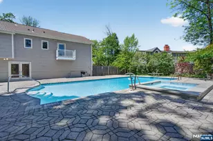 36 Thackeray Dr, Millburn, NJ 07078 - Photo 32