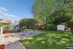1005 Carnation Dr, New Milford, NJ 07646 - Photo 6