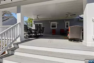 1005 Carnation Dr, New Milford, NJ 07646 - Photo 10