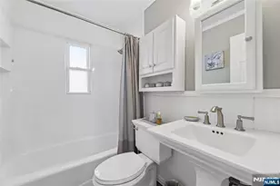 1005 Carnation Dr, New Milford, NJ 07646 - Photo 28