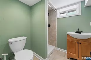 1005 Carnation Dr, New Milford, NJ 07646 - Photo 42