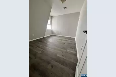 132 Mapes Avenue, Newark, NJ 07112 - Photo 30