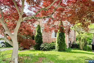 163 Monroe Ave, River Edge, NJ 07661 - Photo 34
