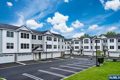 110 Mason Court 2G #2G, Haworth, NJ 07641 - Photo 4