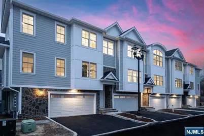 110 Mason Court 2G #2G, Haworth, NJ 07641 - Photo 2