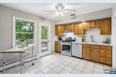 32 Addison Place, Ramsey, NJ 07446 - Photo 10