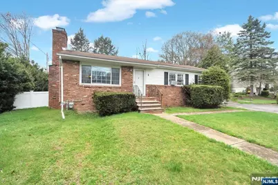 1 Sanders Court, West Milford, NJ 07480 - Photo 2