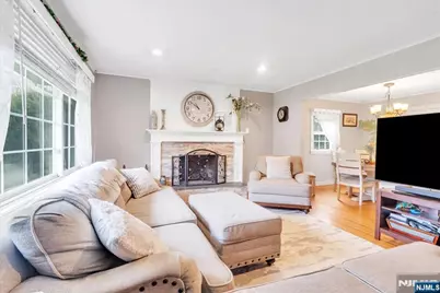 1 Sanders Court, West Milford, NJ 07480 - Photo 4