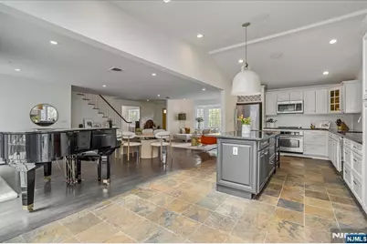 8-10 Lessing Road, West Orange Township, NJ 07052 - Photo 10