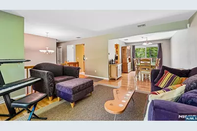 44 Brookwood Drive, Mahwah, NJ 07430 - Photo 10