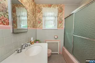 31 Stanley Ct, North Haledon, NJ 07508 - Photo 10