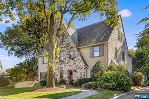 13 Ferncliff Terrace, Glen Ridge, NJ 07028 - Photo 2