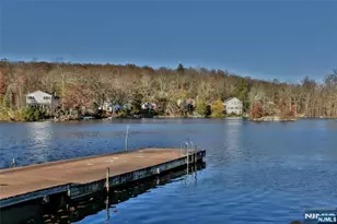 60 Highland Rd, Bloomingdale, NJ 07403 - Photo 28