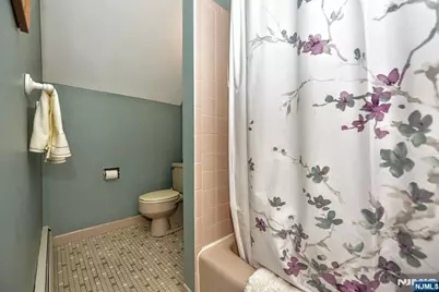 60 Highland Road, Bloomingdale, NJ 07403 - Photo 22