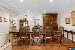 44 Holiday Ct, River Vale Township, NJ 07675 - Photo 16
