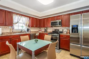 900 Sioux Ave, Parsippany, NJ 07034 - Photo 8