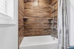11 Bluffs Ct, Hamburg, NJ 07419 - Photo 36