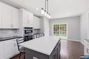 11 Bluffs Ct, Hamburg, NJ 07419 - Photo 22