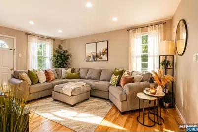 602 Elm Street, Kearny, NJ 07032 - Photo 2