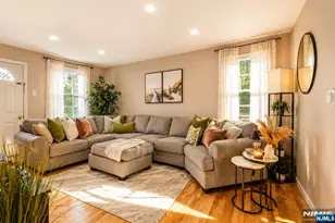 602 Elm St, Kearny, NJ 07032 - Photo 2