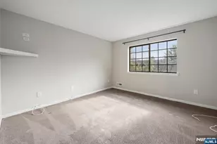107 Mark Twain Way, Mahwah, NJ 07430 - Photo 18