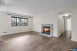 107 Mark Twain Way, Mahwah, NJ 07430 - Photo 4