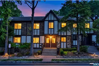 3707 Mark Twain Way, Mahwah, NJ 07430 - Photo 2