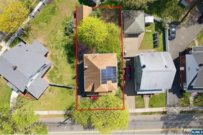 54 Rochelle Avenue, Rochelle Park Township, NJ 07662 - Photo 22