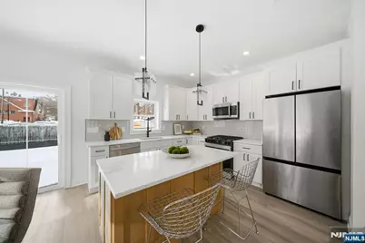 28 Irving Street, Montclair, NJ 07042 - Photo 8