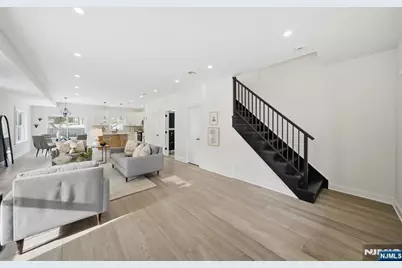 28 Irving Street, Montclair, NJ 07042 - Photo 2