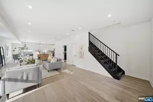 28 Irving St, Montclair, NJ 07042 - Photo 2