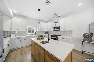 28 1/2 Irving St, Montclair, NJ 07042 - Photo 10