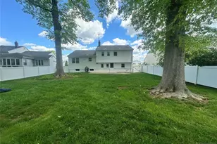 43 Bender Dr, Clifton, NJ 07013 - Photo 4