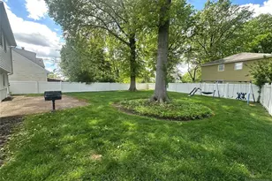 43 Bender Dr, Clifton, NJ 07013 - Photo 6