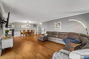 200 Winston L09, Cliffside Park, NJ 07010 - Photo 2
