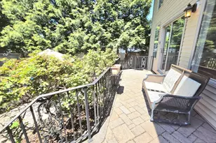 335 Bullard Ave, Paramus, NJ 07652 - Photo 28