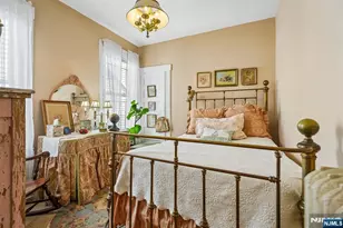 194 Hillside Ave, Glen Ridge, NJ 07028 - Photo 14