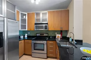 26 Ave At Port Imperial 416, West New York, NJ 07093 - Photo 4