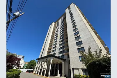 1590 Anderson Avenue 2F #2F, Fort Lee, NJ 07024 - Photo 20